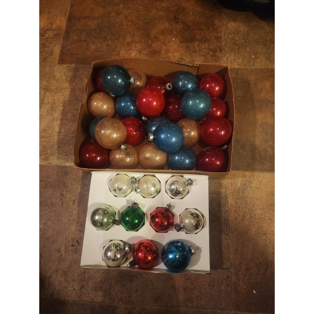 Vintage Huge Lot Of 30+ Handblown Multicolor Glass Christmas Ball Ornaments